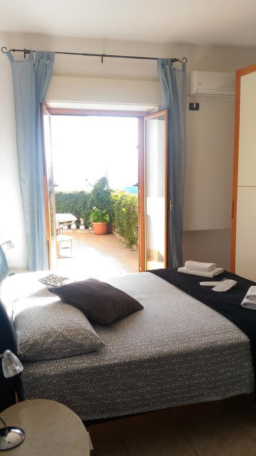 Le Porte Di Taormina Bed and Breakfast Rum bild