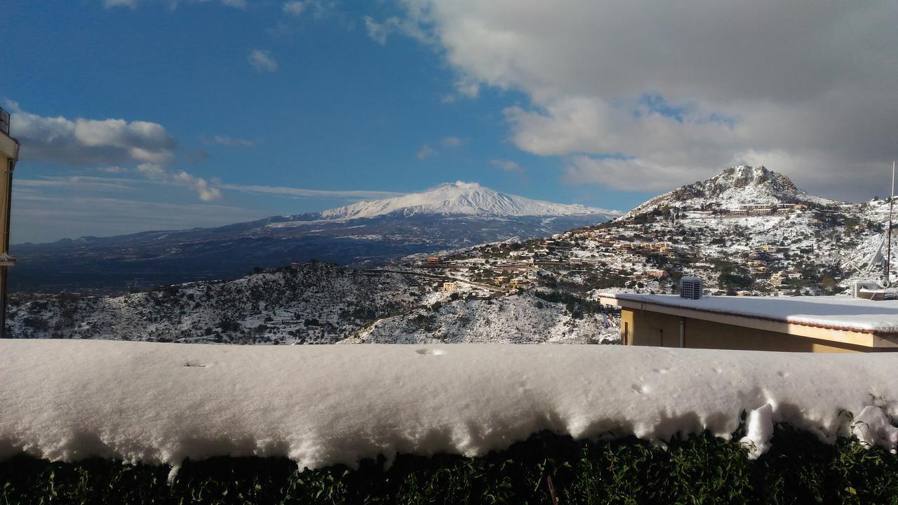 Le Porte Di Taormina Bed and Breakfast Exteriör bild